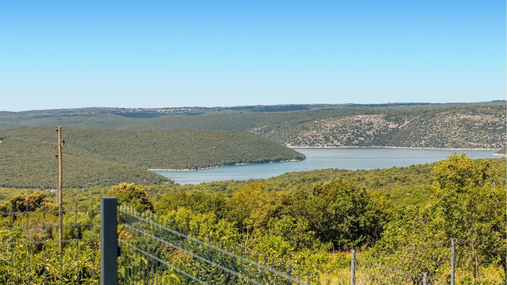 Pet Friendly Home In Brovinje With House Sea View